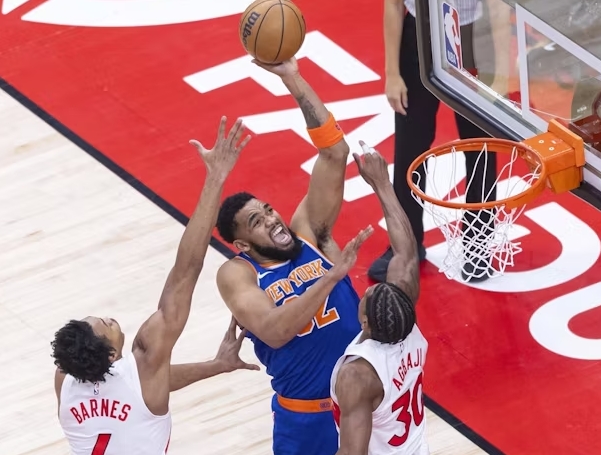 NBA直播比赛前瞻:活塞对阵尼克斯——G4阵容预测、球队新闻与状态分析